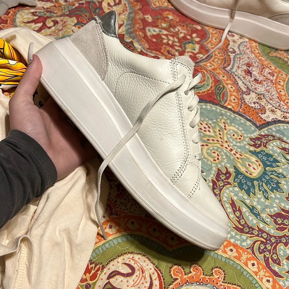 Ugg scape lace